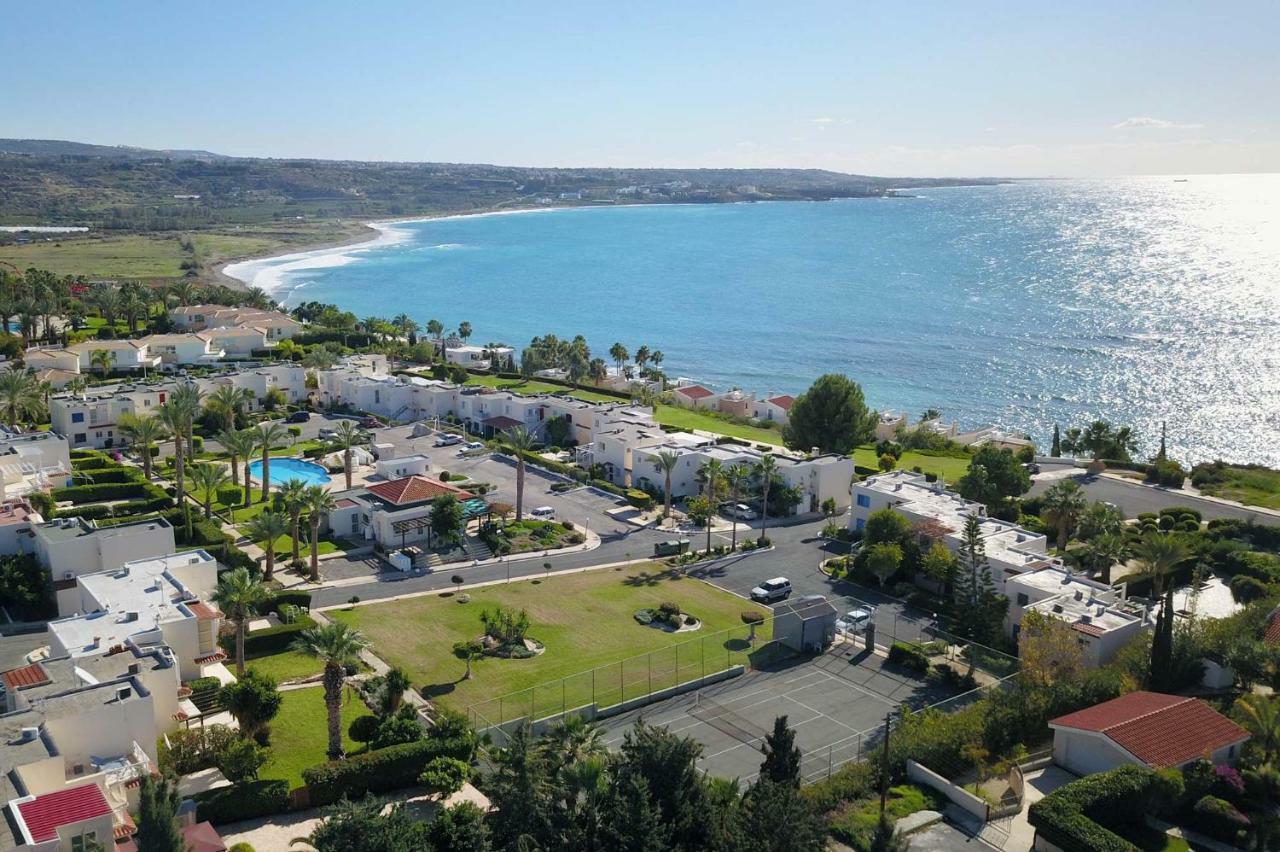 Coral Bay Suite Cyprus Ngoại thất bức ảnh